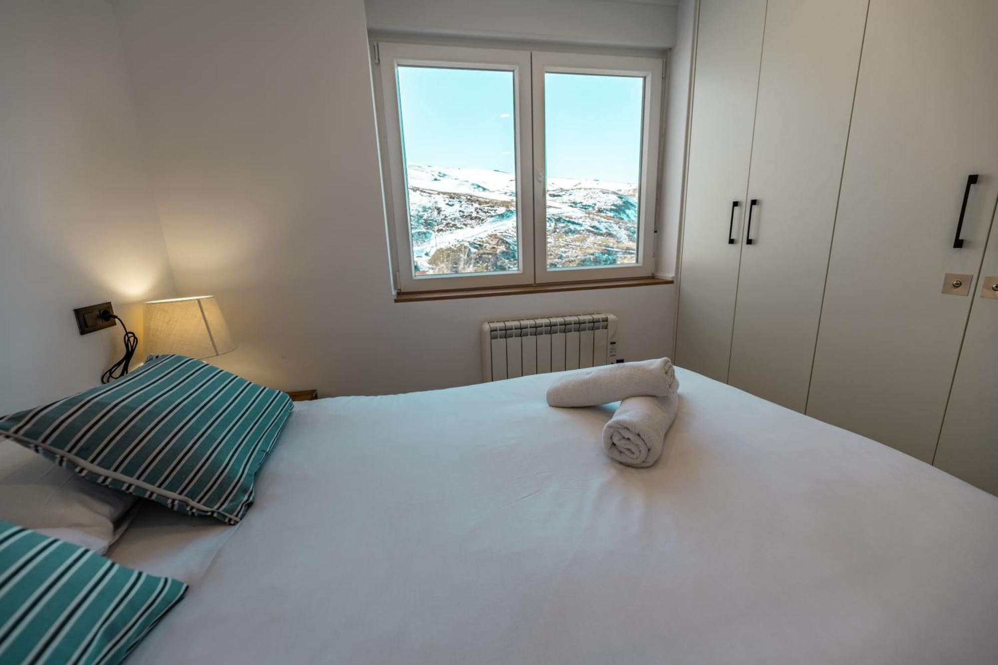 Luxury Refurnished Apartment With Private Parking Close To Ski Slopes เซียร์ราเนบาดา ภายนอก รูปภาพ